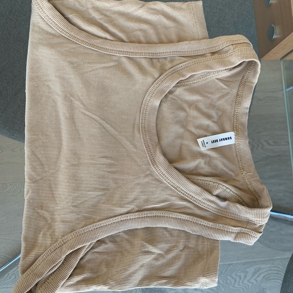 Aritzia - Sunday Best Honor Tank - Picture 2 of 3